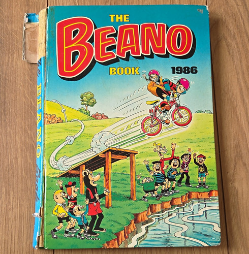 The beano book - book, 1986