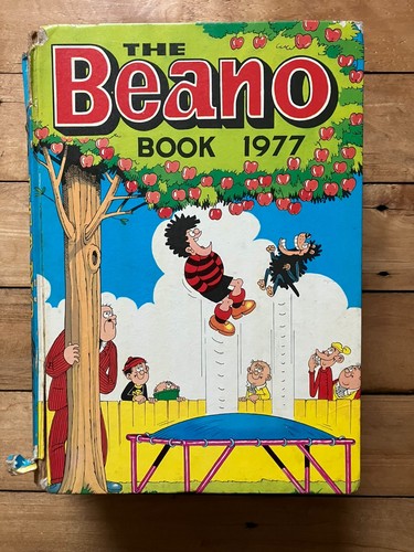 The beano book 1977 hardback - the,